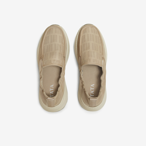 TATA/他她2025秋商场同款舒适百搭休闲男鞋新款VQE01CM5