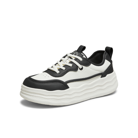 TATA/他她2025秋商场同款运动时尚休闲女板鞋新款CWV02CM5