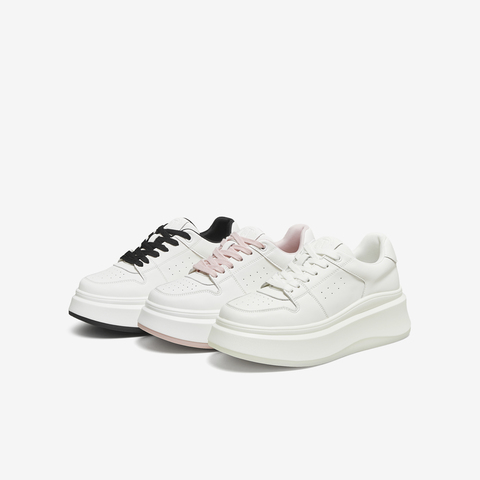 TATA/他她2025秋女时尚休闲板鞋新款GCD07CM5