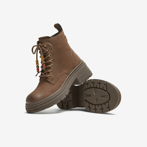 TATA/他她2025冬商场同步时尚简约女马丁靴新款W3M04DD5