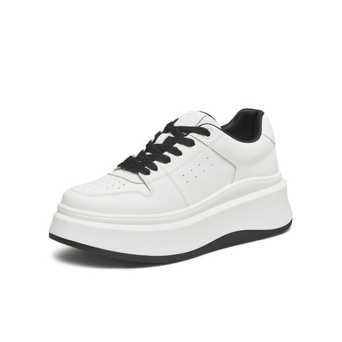 TATA/他她2025秋女时尚休闲板鞋新款GCD07CM5