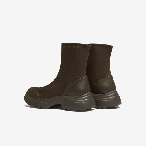 TATA/他她2025冬商场同款时尚休闲女靴百搭弹力靴新款7PJ60DZ5