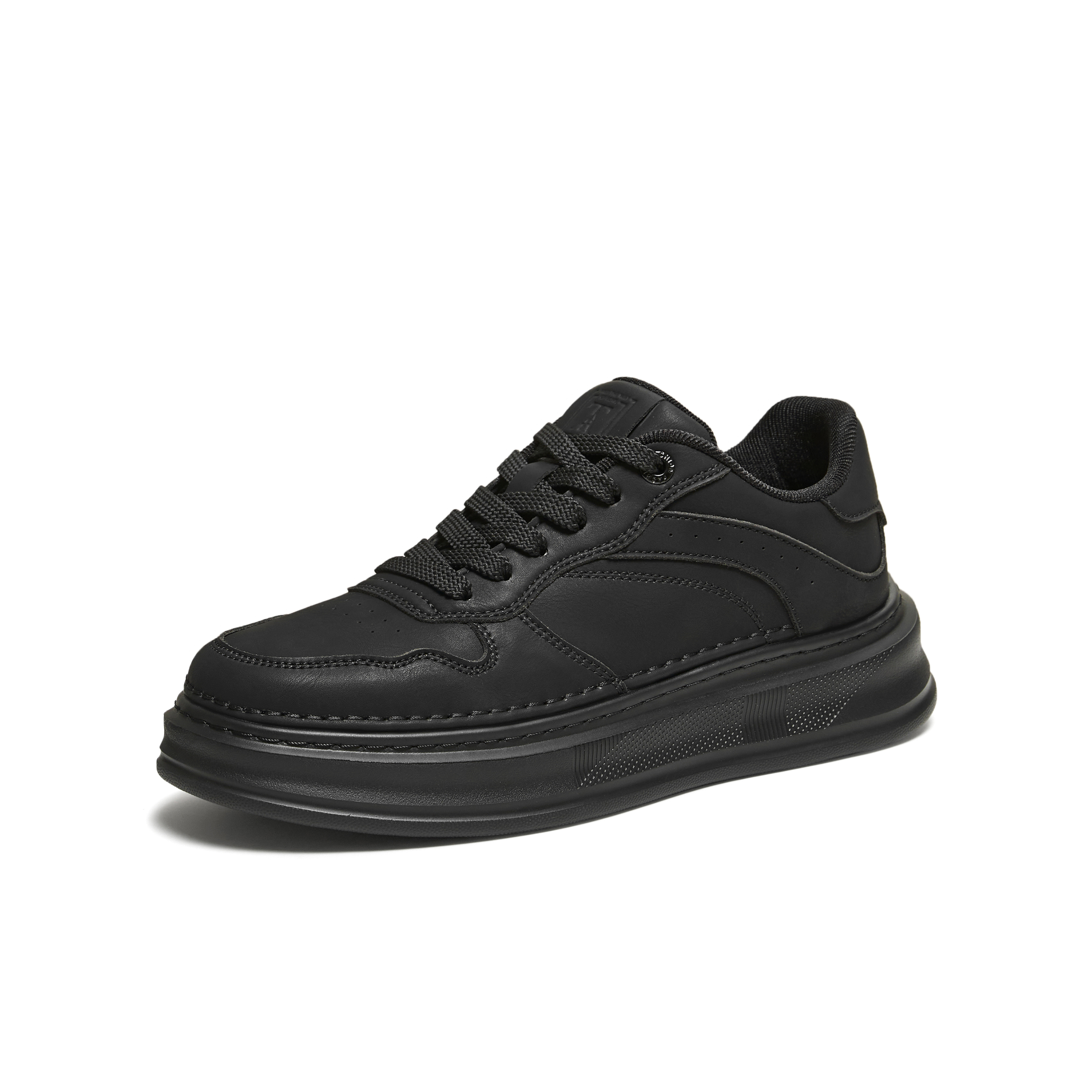 TATA/他她2025秋商场同款舒适百搭休闲男鞋新款VQM01CM5