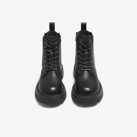 TATA/他她2025冬商场同款百搭时尚简约女马丁靴新款CE201DD5