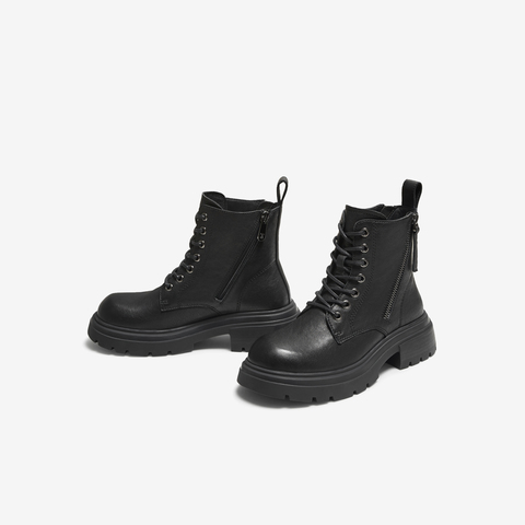 TATA/他她2025冬商场同款百搭时尚简约女马丁靴新款CE201DD5