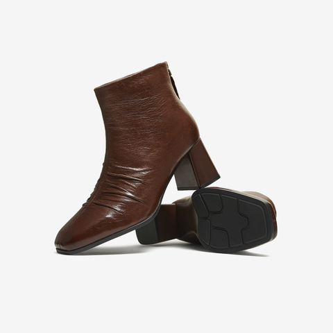 TATA/他她2025冬商场同款百搭时装靴女休闲短靴新款UWK01DD5