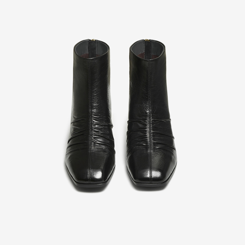 TATA/他她2025冬商场同款百搭时装靴女休闲短靴新款UWK01DD5