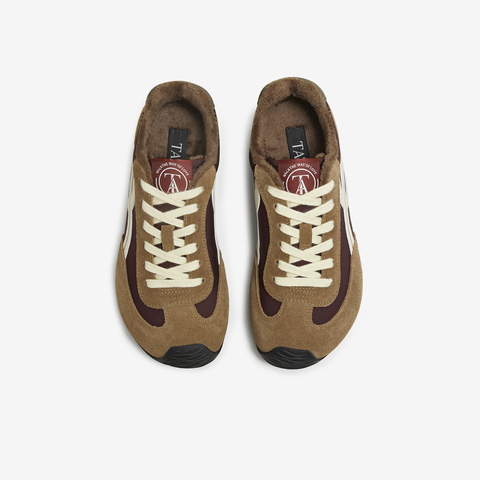 TATA/他她2025秋商场同款休闲阿甘鞋女运动鞋新款GTX01CM5