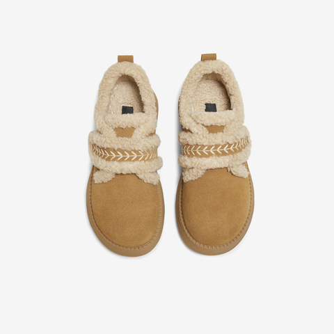 TATA/他她2025冬商场同款时尚百搭女毛毛单鞋新款CYY07DM5