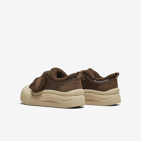 TATA/他她2025冬运动时尚休闲厚底女板鞋新款CHH01DM5