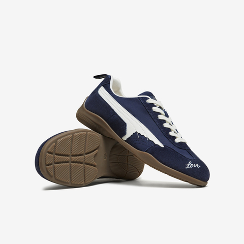 TATA/他她2025秋舒适德训鞋女百搭轻便休闲运动鞋新款GTX02CM5