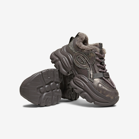 TATA/他她2025冬商场同款时尚休闲百搭女老爹鞋新款CY208DM5