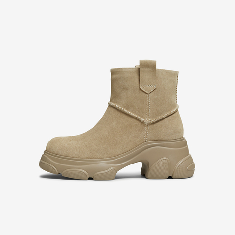 TATA/他她2025冬商场同款时尚百搭女休闲靴新款CEG10DD5