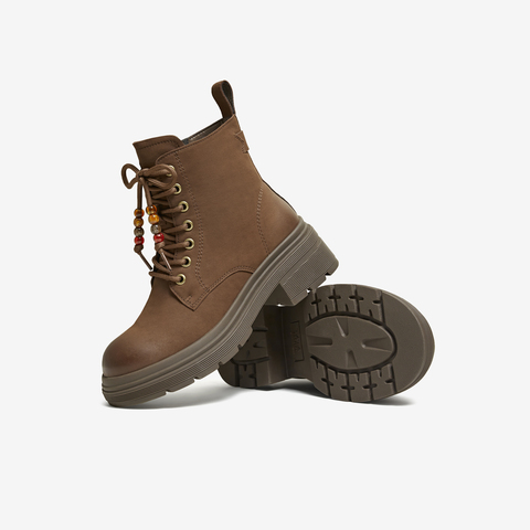 TATA/他她2025冬商场同步时尚简约女马丁靴新款W3M04DD5