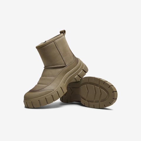 TATA/他她2025冬时尚简约百搭男士雪地靴新款VPF01DD5