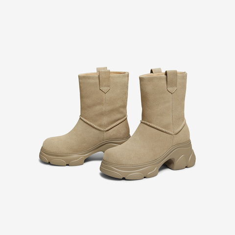 TATA/他她2025冬商场同款时尚百搭女休闲靴新款CEG15DZ5