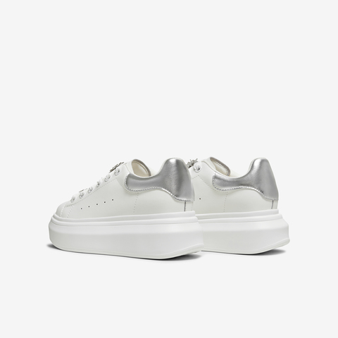 TATA/他她2026春商场同款日常休闲运动板鞋新款WU508AM6