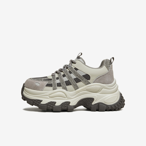 TATA/他她2026春商场同款时尚休闲百搭女老爹鞋新款CJY01AM6