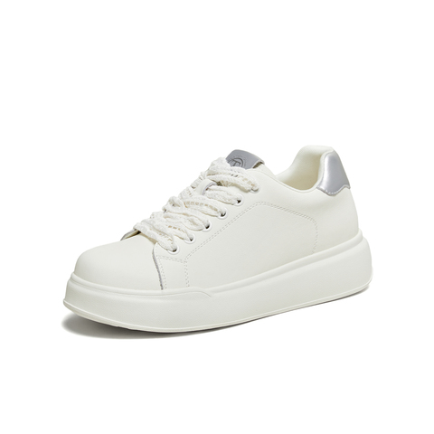 TATA/他她2026春商场同款时尚休闲百搭板鞋鞋新款82C01AM6