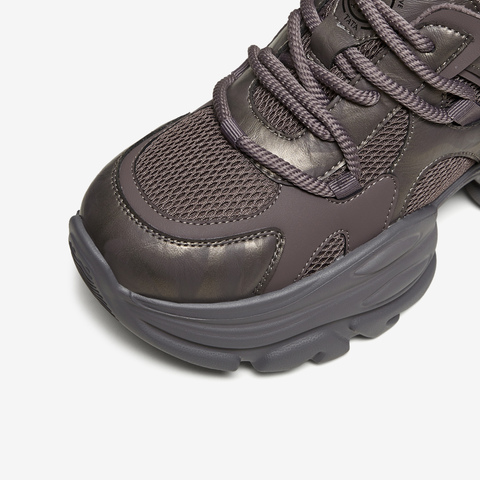 TATA/他她2026春时尚休闲百搭女老爹鞋新款CY215AM6