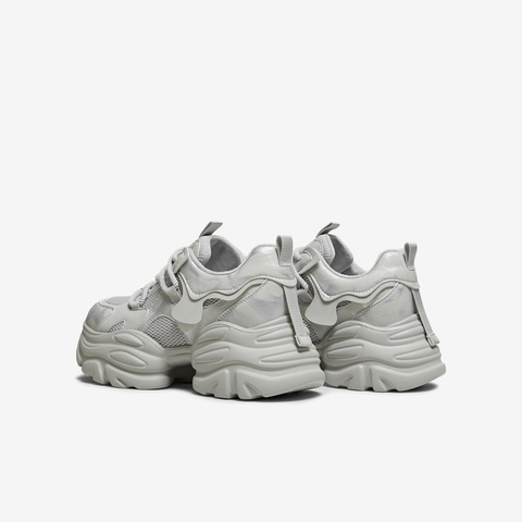 TATA/他她2026春时尚休闲百搭女老爹鞋新款CY215AM6