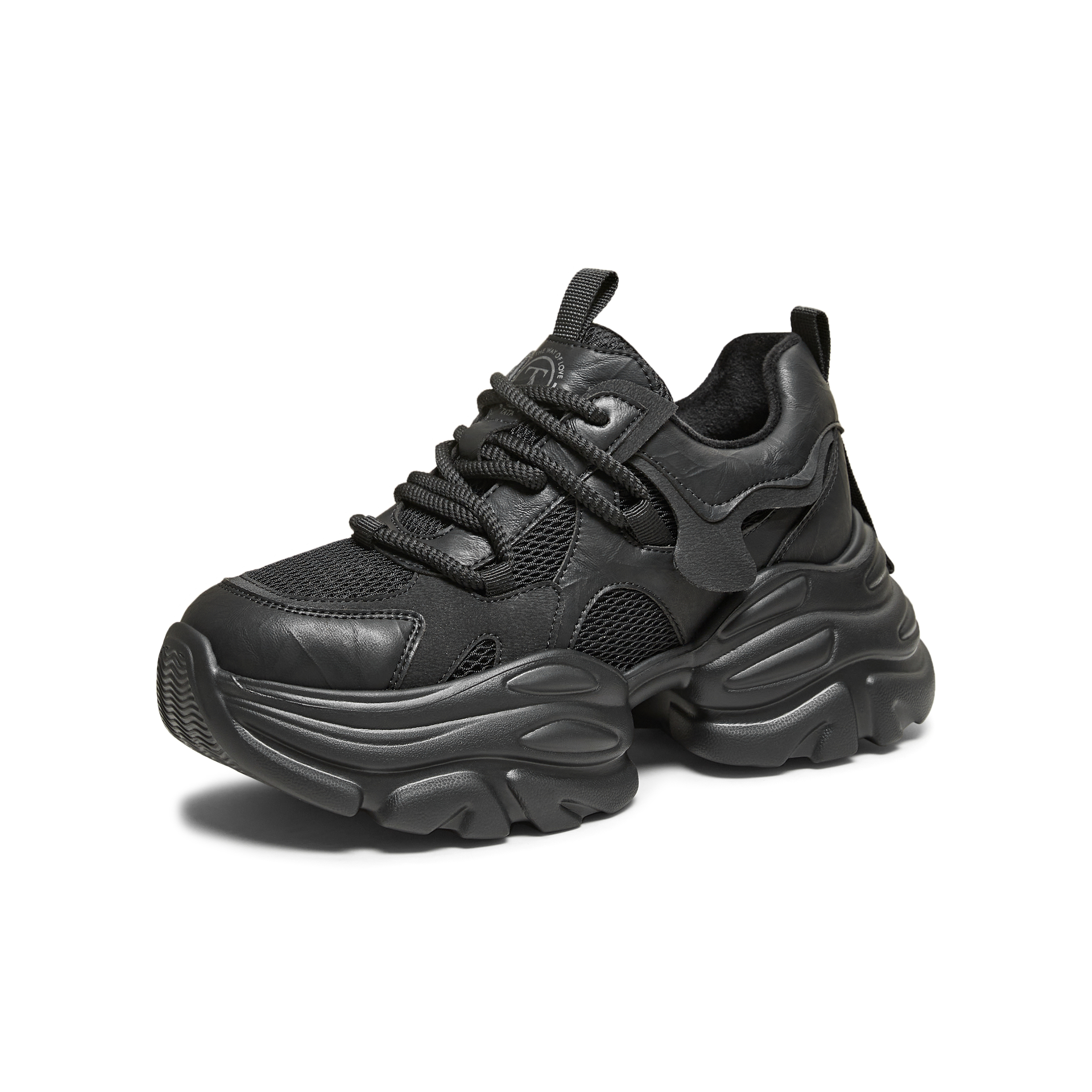 TATA/他她2026春时尚休闲百搭女老爹鞋新款CY215AM6