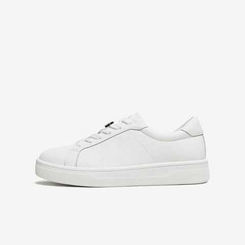 TATA/他她2026春商场同款时尚休闲百搭板鞋鞋新款CLJ01AM6