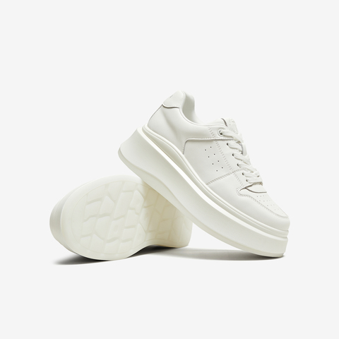 TATA/他她2026春女时尚休闲板鞋新款GCD07AM6