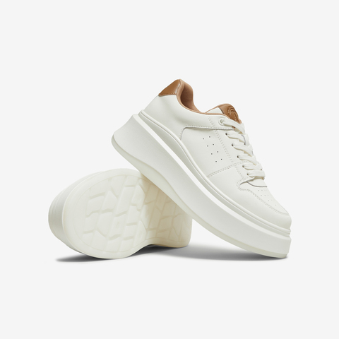 TATA/他她2026春女时尚休闲板鞋新款GCD07AM6