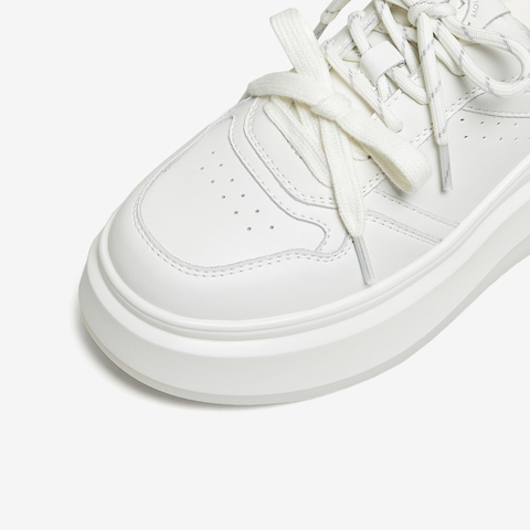 TATA/他她2026春时尚休闲百搭板鞋鞋新款GCD11AM6