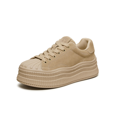 TATA/他她2026春商场同款时尚休闲百搭板鞋新款GNG07AM6