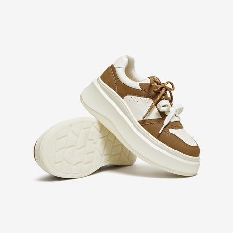 TATA/他她2026春时尚休闲百搭板鞋鞋新款GCD11AM6