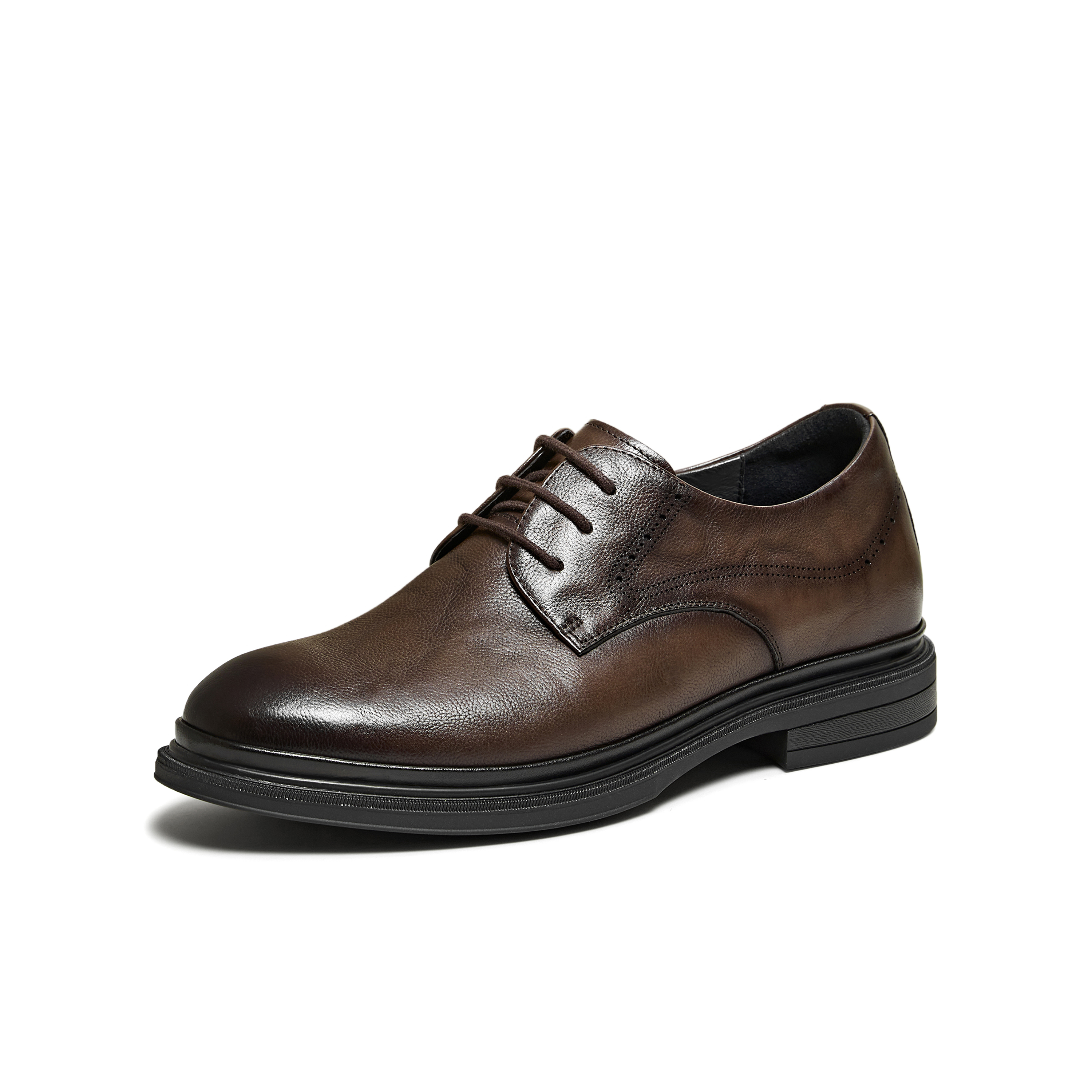 TATA/他她2026春商场同款纯色舒适百搭皮鞋男新款QHS01AM6