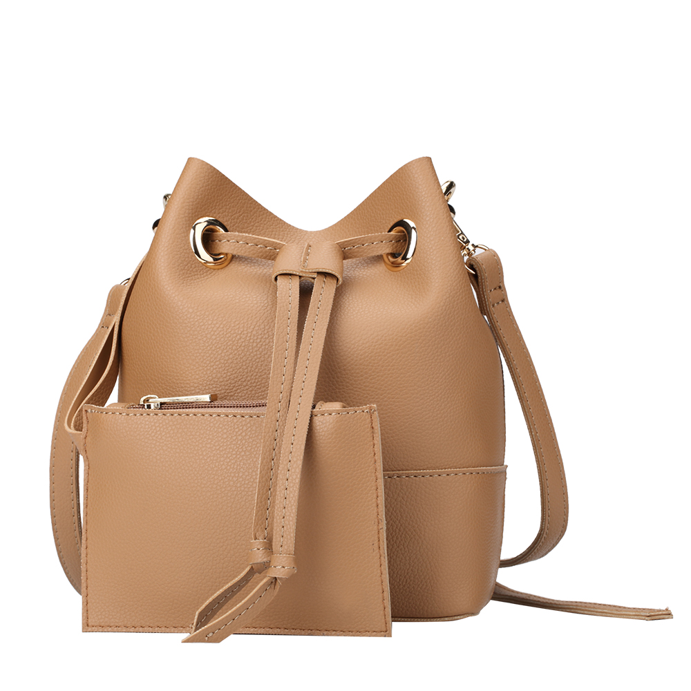 Teenmix/天美意冬专柜同款棕色时尚简约水桶包女单肩包AA050DN7