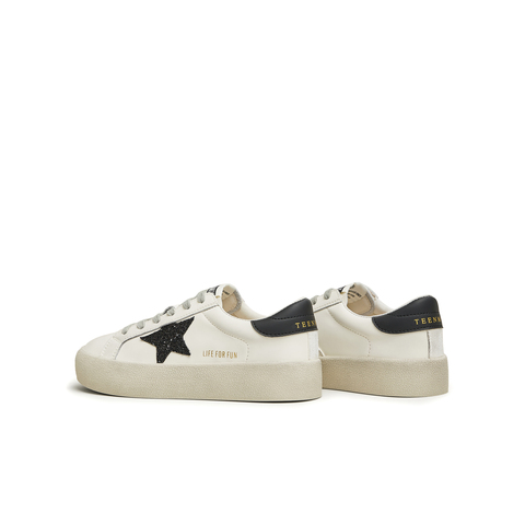 天美意2023秋新时尚休闲简约拼色星星小白鞋女休闲鞋AB076CM3