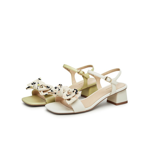 天美意2023夏新款商场同款一字带粗跟蝴蝶结文艺女凉鞋CQZ09BL3