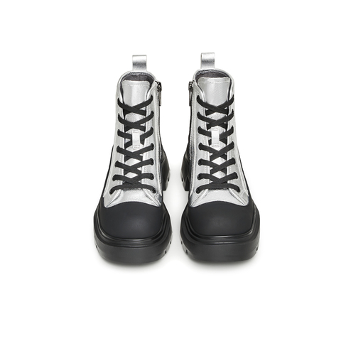 天美意2023冬新款商场同款英伦复古时尚短靴女马丁靴COX42DD3