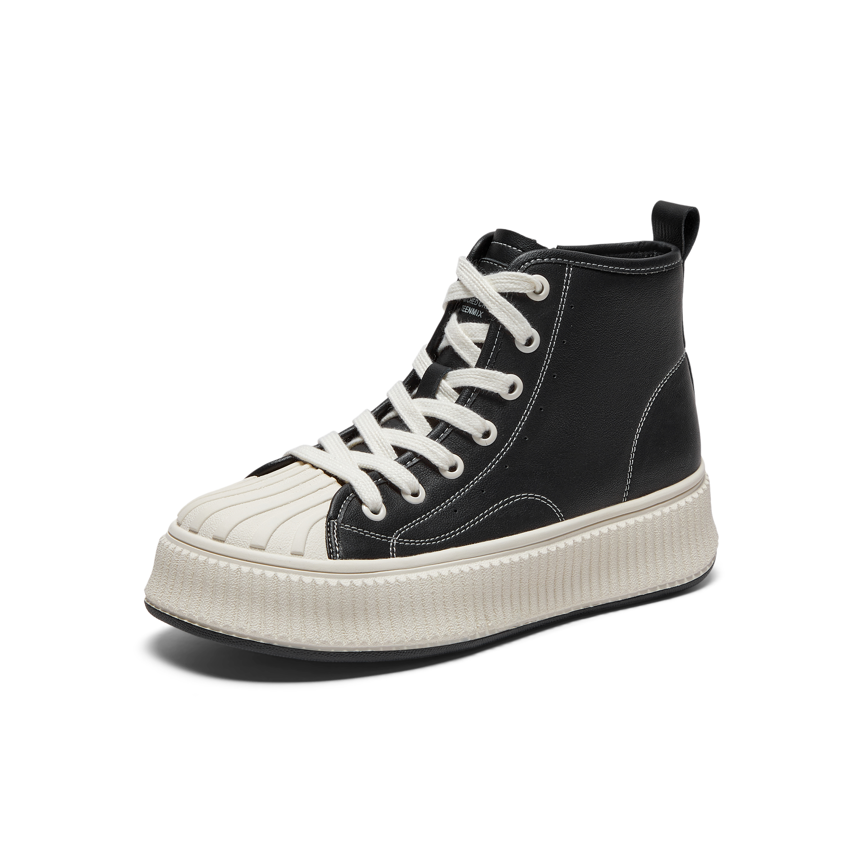 天美意2023冬新款商场同款休闲学院风板鞋时尚女休闲靴BH711DD3