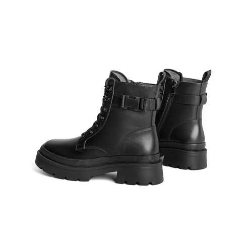 天美意2023冬新款商场同款厚底简约休闲百搭女马丁靴CRF43DD3