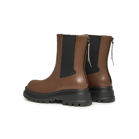 天美意2023冬新款商场同款气质简约瘦瘦靴切尔西靴女靴CNV60DZ3