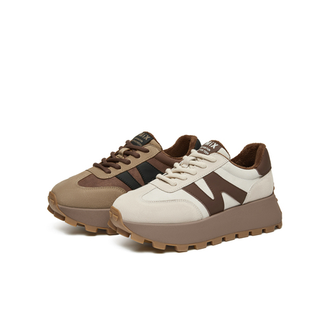 天美意2024春新款运动休闲时尚百搭保暖女阿甘德训鞋KG009AM4