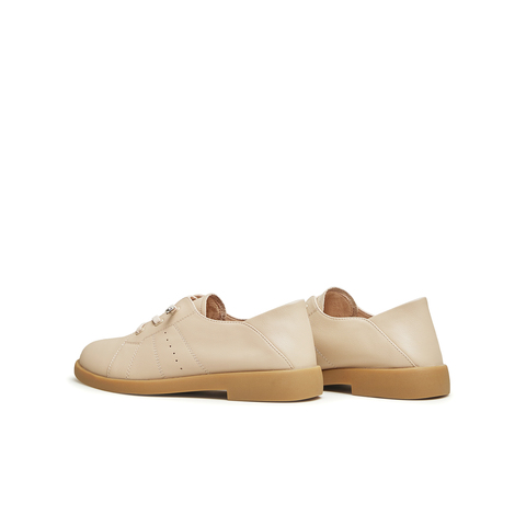 天美意2024春新款商场同款复古优雅通勤日常女英伦鞋CCJ51AM4