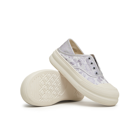 天美意2024秋新款商场同款缎面印花一脚蹬小白鞋女休闲鞋KJ003CM4