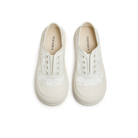 天美意2024秋新款商场同款缎面印花一脚蹬小白鞋女休闲鞋KJ003CM4