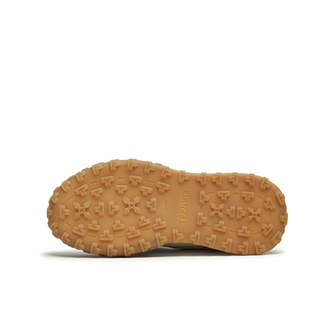 天美意2024冬新款商场同款疯狂动物城联名运动女华夫鞋CK421DM4