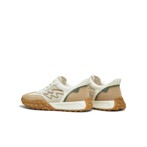 天美意2024冬新款商场同款疯狂动物城联名运动男华夫鞋C4K03DM4