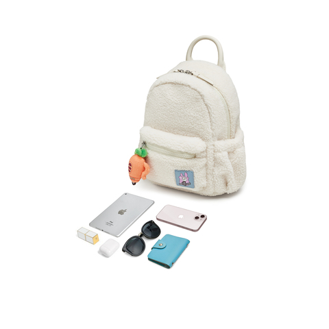 天美意2024冬新款商场同款疯狂动物城联名背包女双肩包X2951CX4