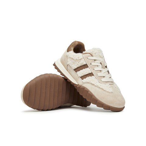 天美意2024冬新款厚底系带毛绒阿甘德训鞋百搭女休闲鞋KG054DM4