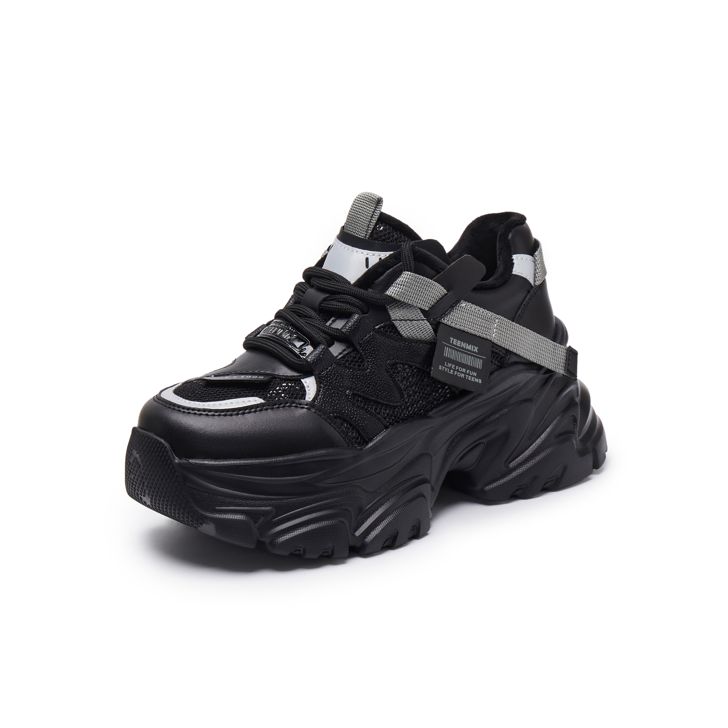 天美意2024冬新款商场同款厚底潮酷时尚休闲鞋女老爹鞋CJ820DM4