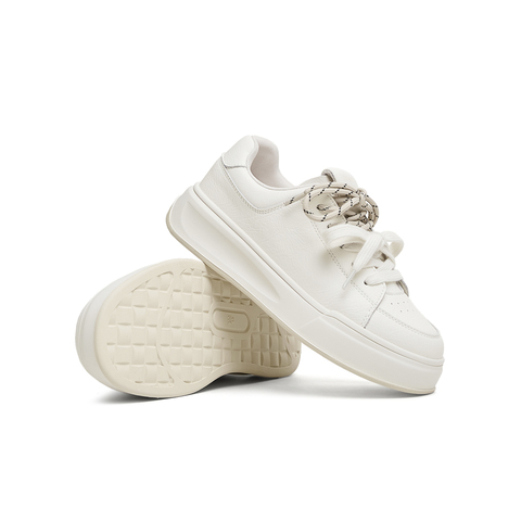 天美意2025春新款厚底百搭时尚通勤运动风女休闲板鞋KB064AM5